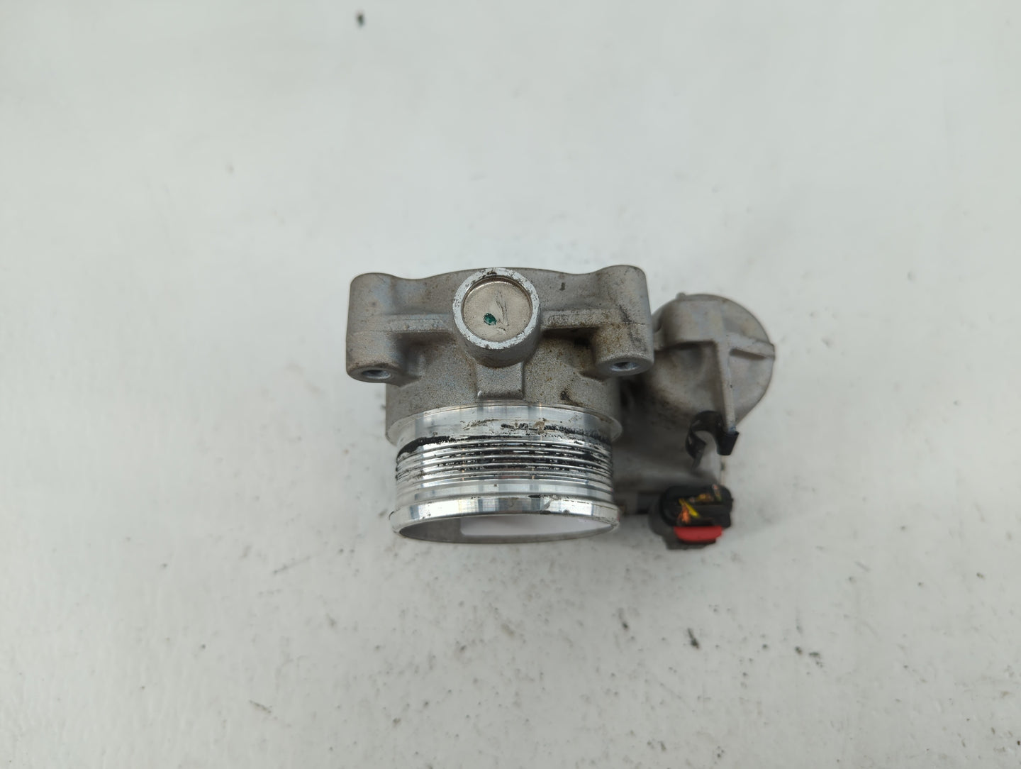 2014-2018 Ford Focus Throttle Body P/N:DS7E-9F991-BB Fits Fits 2014 2015 2016 2017 2018 2019 2020 2021 2022 OEM Used Auto Pa