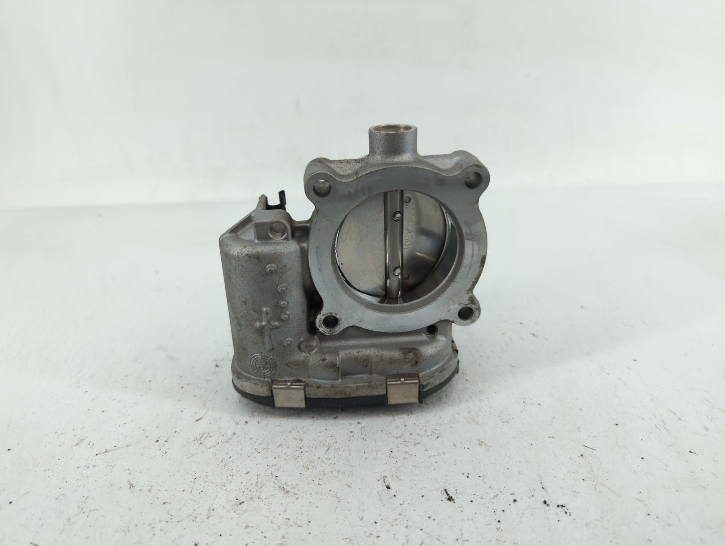 2014-2018 Ford Focus Throttle Body P/N:DS7E-9F991-BB Fits Fits 2014 2015 2016 2017 2018 2019 2020 2021 2022 OEM Used Auto Pa