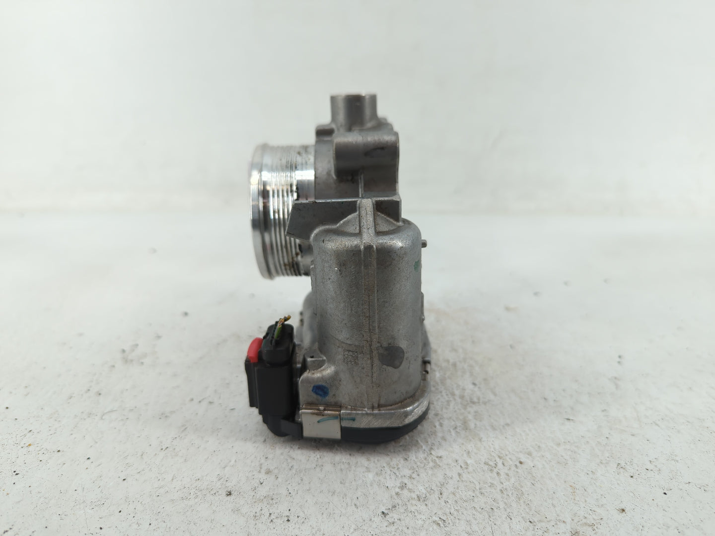 2014-2018 Ford Focus Throttle Body P/N:DS7E-9F991-BD DS7E-9F991-BB Fits Fits 2014 2015 2016 2017 2018 2019 2020 2021 2022 OE