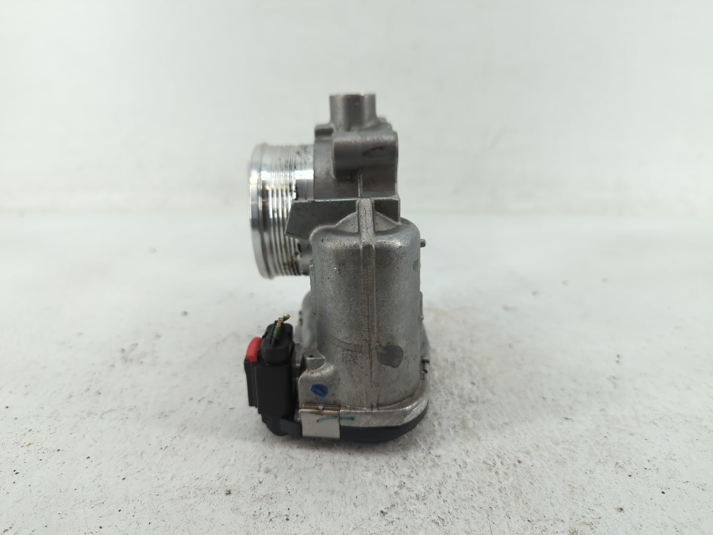 2014-2018 Ford Focus Throttle Body P/N:DS7E-9F991-BD DS7E-9F991-BB Fits Fits 2014 2015 2016 2017 2018 2019 2020 2021 2022 OE