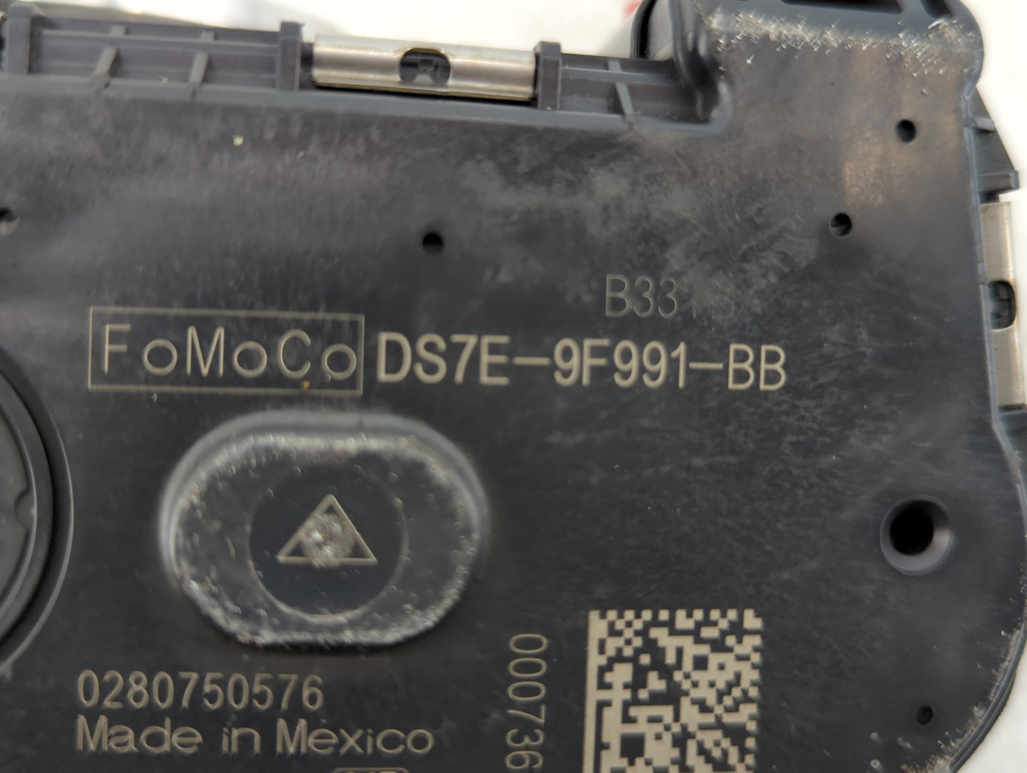 2014-2018 Ford Focus Throttle Body P/N:DS7E-9F991-BD DS7E-9F991-BB Fits Fits 2014 2015 2016 2017 2018 2019 2020 2021 2022 OE