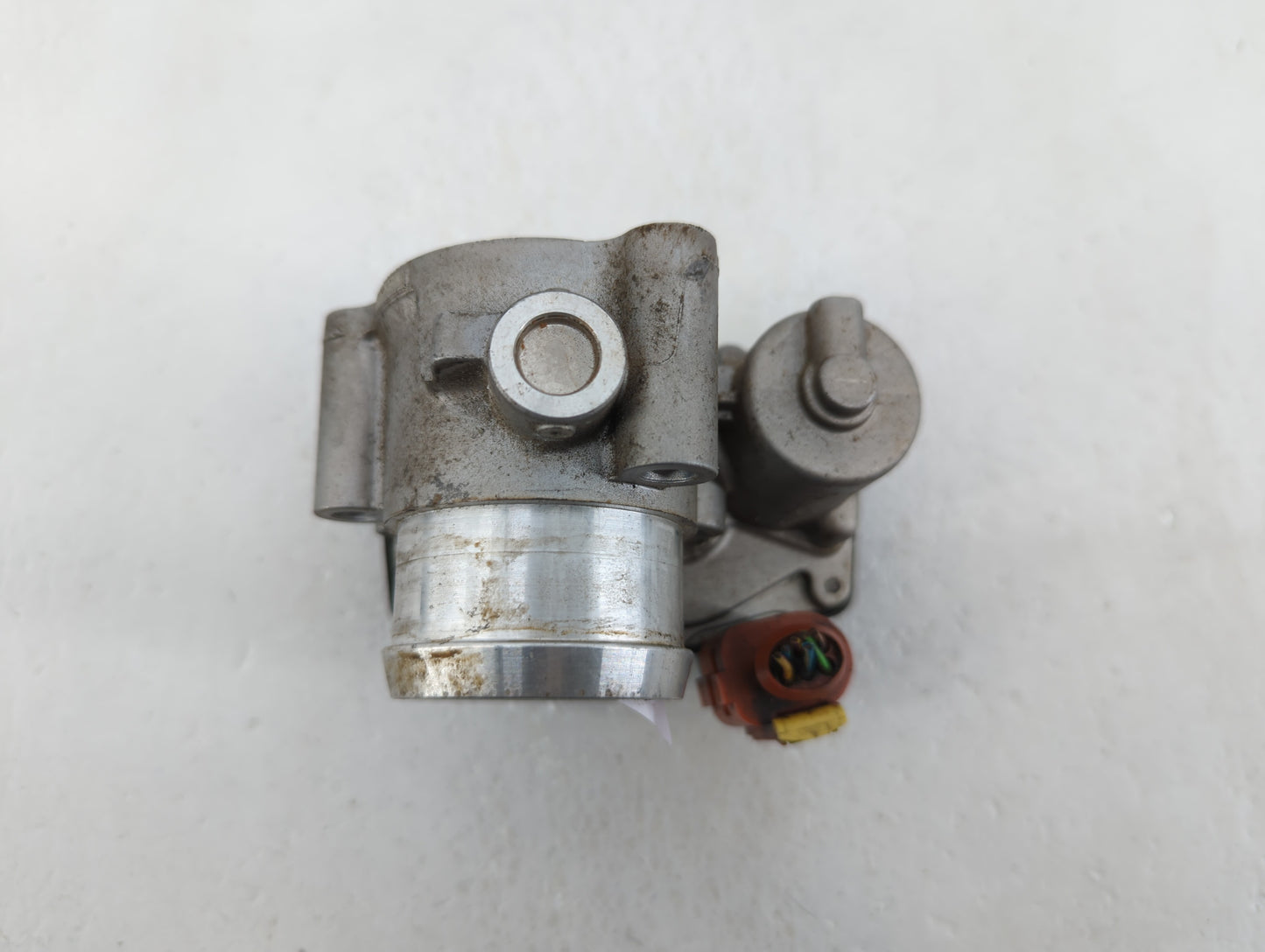 2015-2018 Ford Focus Throttle Body P/N:CM5G-9F991-FC CM5G-9F991-GA Fits Fits 2014 2015 2016 2017 2018 OEM Used Auto Parts - 