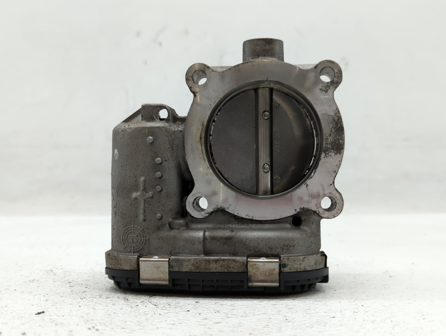 2014-2018 Ford Focus Throttle Body P/N:DS7E-9F991-BD DS7E-9F991-BB Fits Fits 2014 2015 2016 2017 2018 2019 2020 2021 2022 OE
