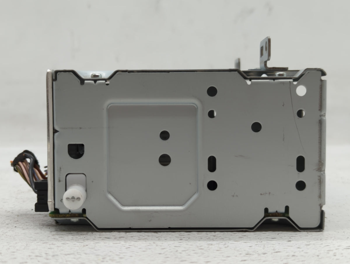 2018-2018 Ford Focus Am Fm Cd Player Radio Receiver 458411 - Oemusedautoparts1.com
