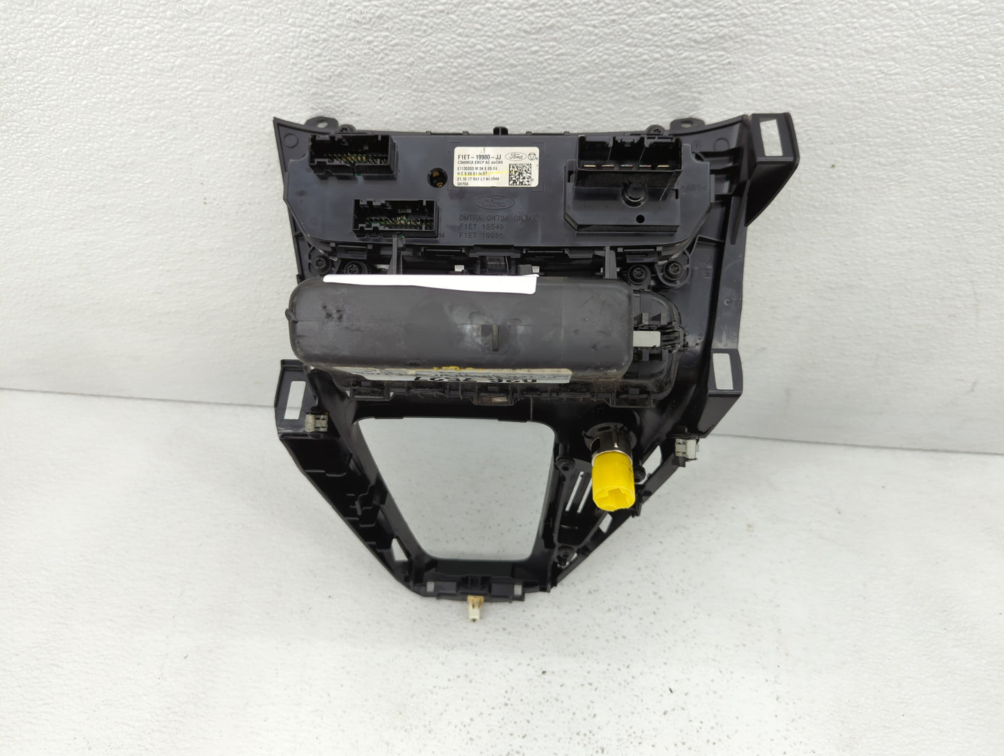 2015-2018 Ford Focus Climate Control Module Temperature AC/Heater Replacement P/N:F1ET-19980-JJ F1ET-19980-LG Fits OEM Used 