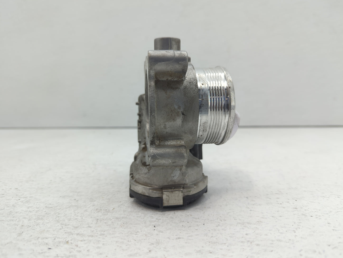 2014-2018 Ford Focus Throttle Body P/N:DS7E-9F991-BB DS7E-9F991-BD Fits Fits 2014 2015 2016 2017 2018 2019 2020 2021 2022 OE