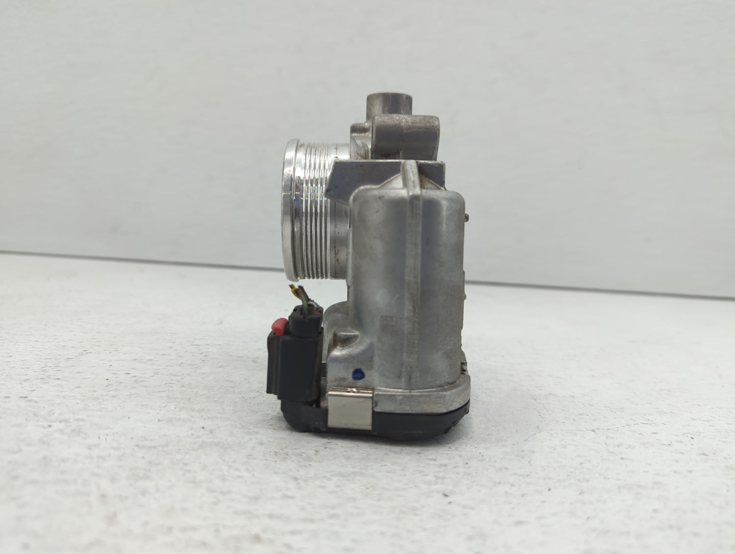 2014-2018 Ford Focus Throttle Body P/N:DS7E-9F991-BB DS7E-9F991-BD Fits Fits 2014 2015 2016 2017 2018 2019 2020 2021 2022 OE
