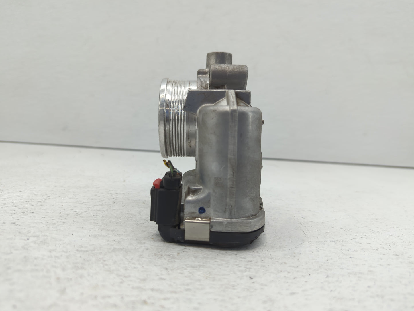 2014-2018 Ford Focus Throttle Body P/N:DS7E-9F991-BB DS7E-9F991-BD Fits Fits 2014 2015 2016 2017 2018 2019 2020 2021 2022 OE