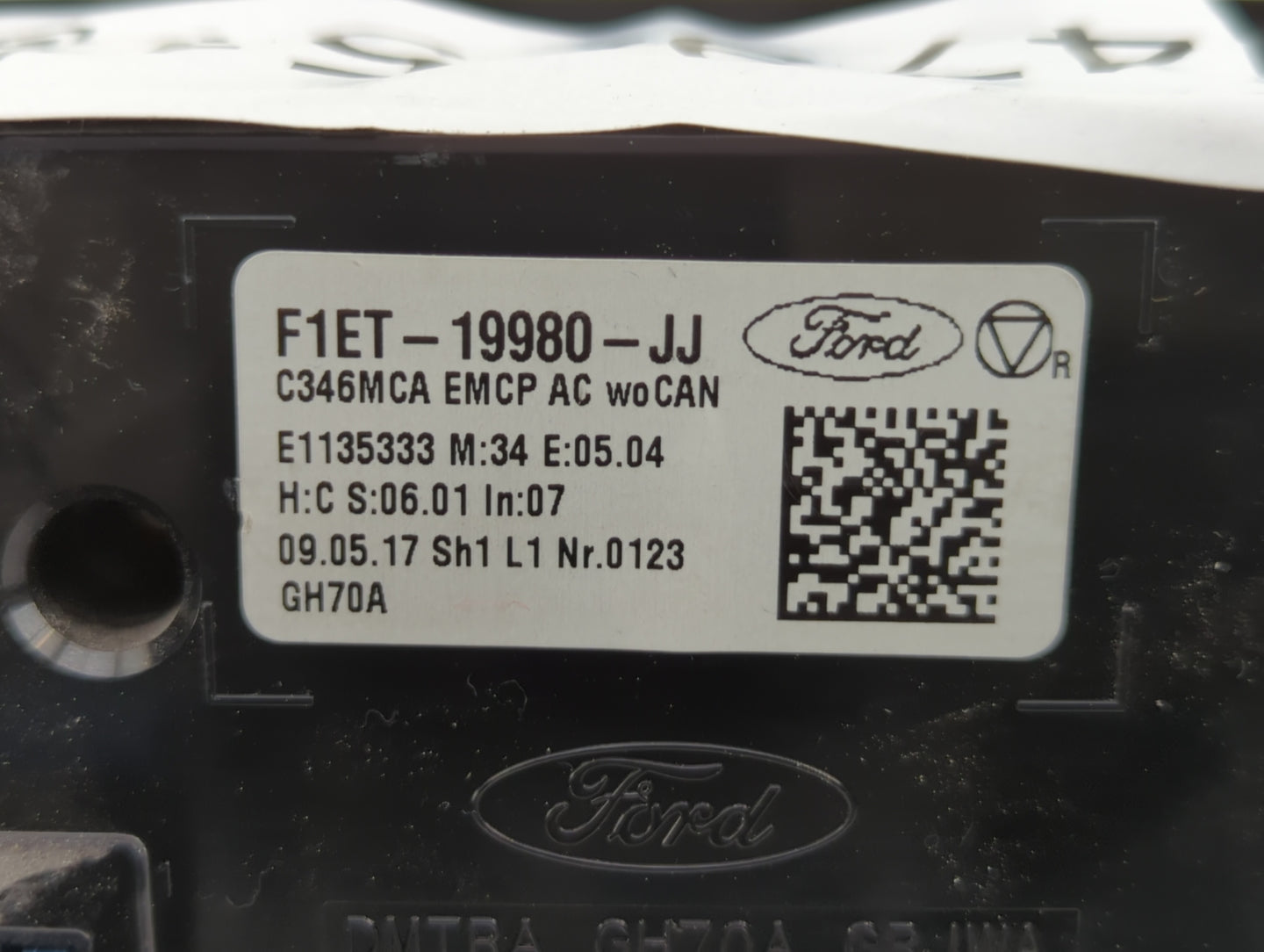 2015-2018 Ford Focus Climate Control Module Temperature AC/Heater Replacement P/N:F1ET-19980-JJ Fits Fits 2015 2016 2017 201