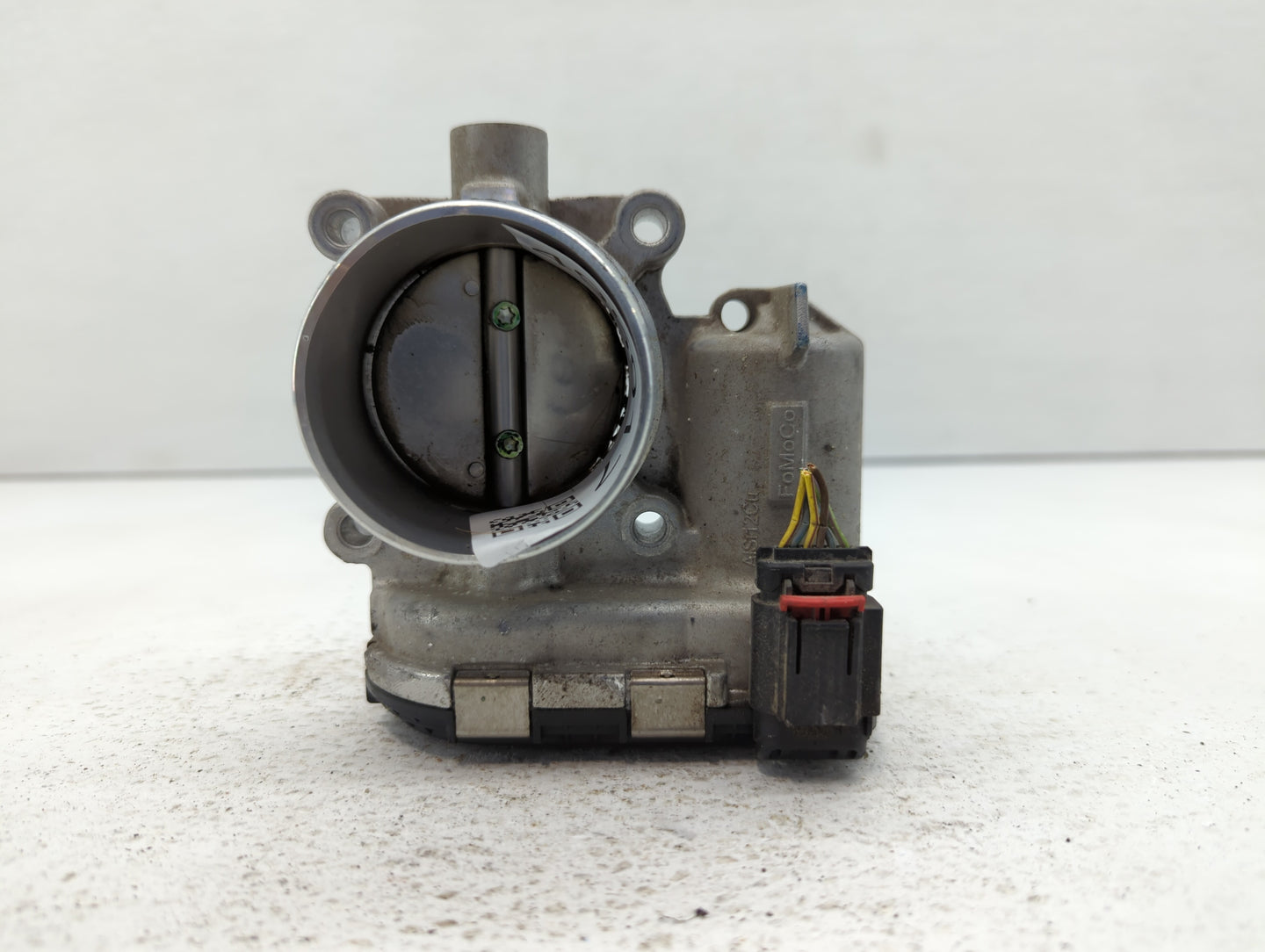 2014-2018 Ford Focus Throttle Body P/N:DS7E-9F991-BB Fits Fits 2014 2015 2016 2017 2018 2019 2020 2021 2022 OEM Used Auto Pa
