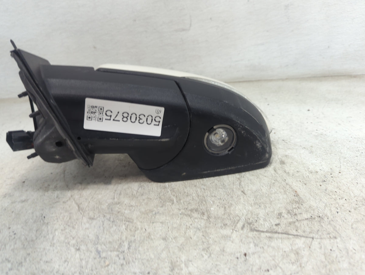2018 Ford Focus Passenger Side View Mirror - Right Door Mirror OEM Used - Oemusedautoparts1.com