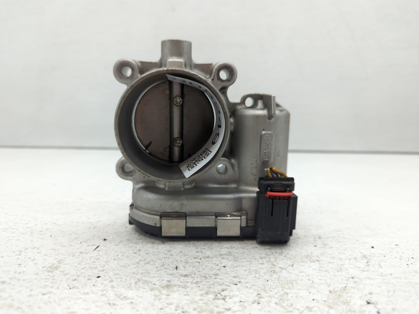 2014-2018 Ford Focus Throttle Body P/N:DS7E-9F991-BB Fits Fits 2014 2015 2016 2017 2018 2019 2020 2021 2022 OEM Used Auto Pa