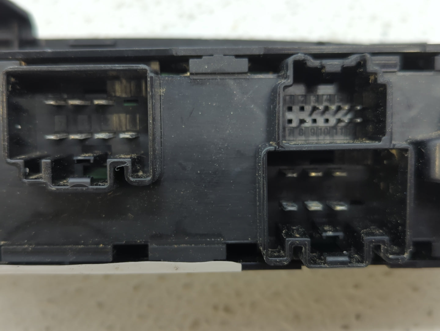 2012-2018 Ford Focus Master Power Window Switch Replacement Driver Side Left P/N:10914674 Fits OEM Used Auto Parts - Oemused