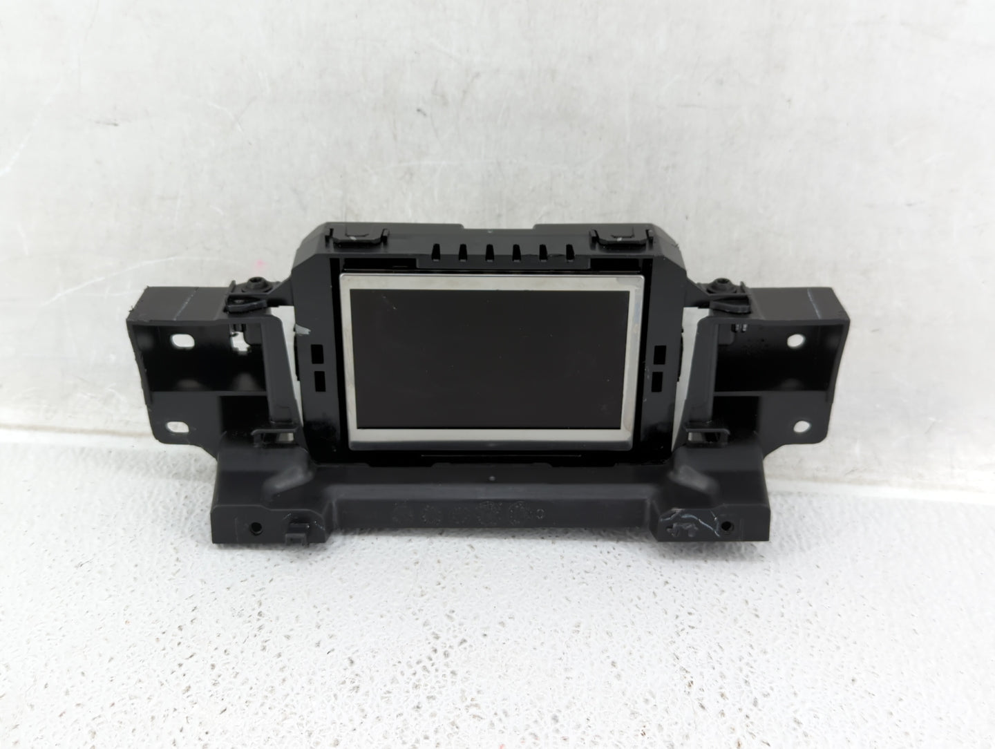 2017-2018 Ford Focus Am Fm Cd Player Radio Receiver - Oemusedautoparts1.com