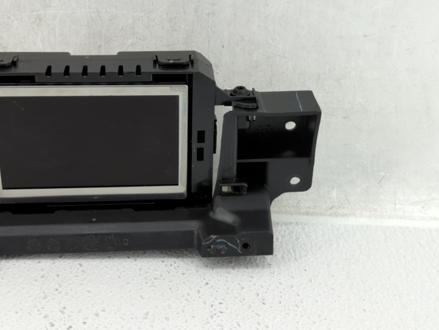 2017-2018 Ford Focus Am Fm Cd Player Radio Receiver - Oemusedautoparts1.com