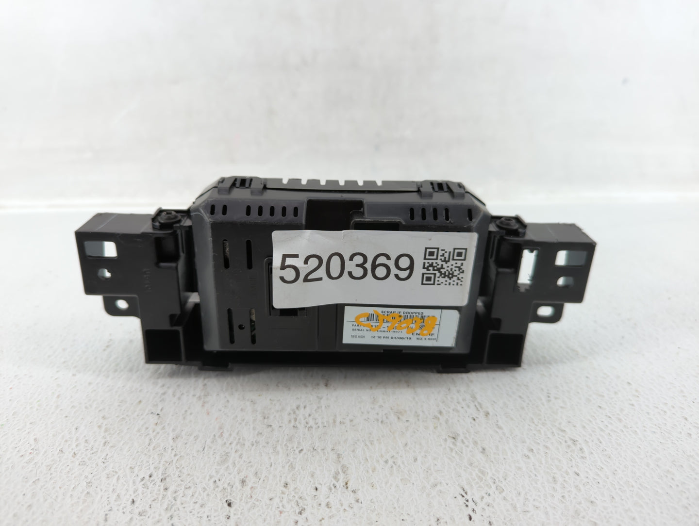 2017-2018 Ford Focus Am Fm Cd Player Radio Receiver - Oemusedautoparts1.com