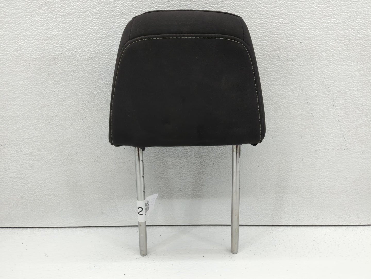 2015-2018 Ford Focus Headrest Head Rest Front Driver Passenger Seat Black - Oemusedautoparts1.com