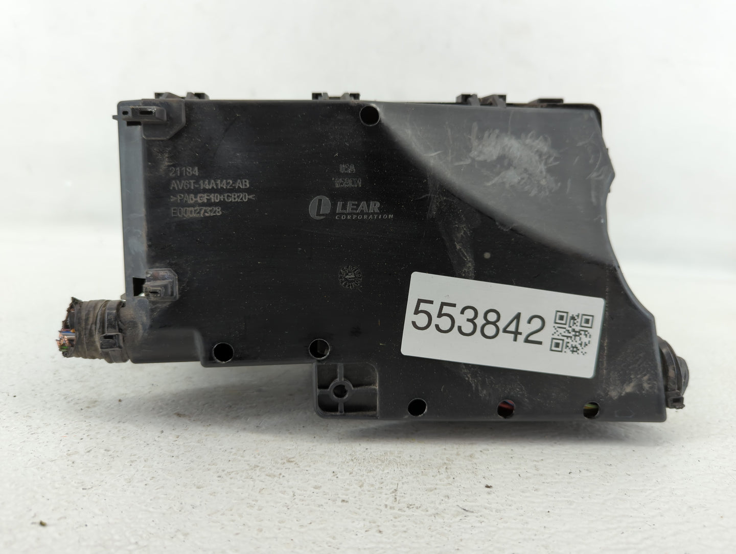 2017-2018 Ford Focus Fusebox Fuse Box Panel Relay Module P/N:E02345500 AV6T-14A142-AB Fits Fits 2017 2018 OEM Used Auto Part