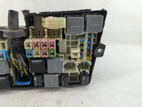 2017-2018 Ford Focus Fusebox Fuse Box Panel Relay Module P/N:E02345500 AV6T-14A142-AB Fits Fits 2017 2018 OEM Used Auto Part