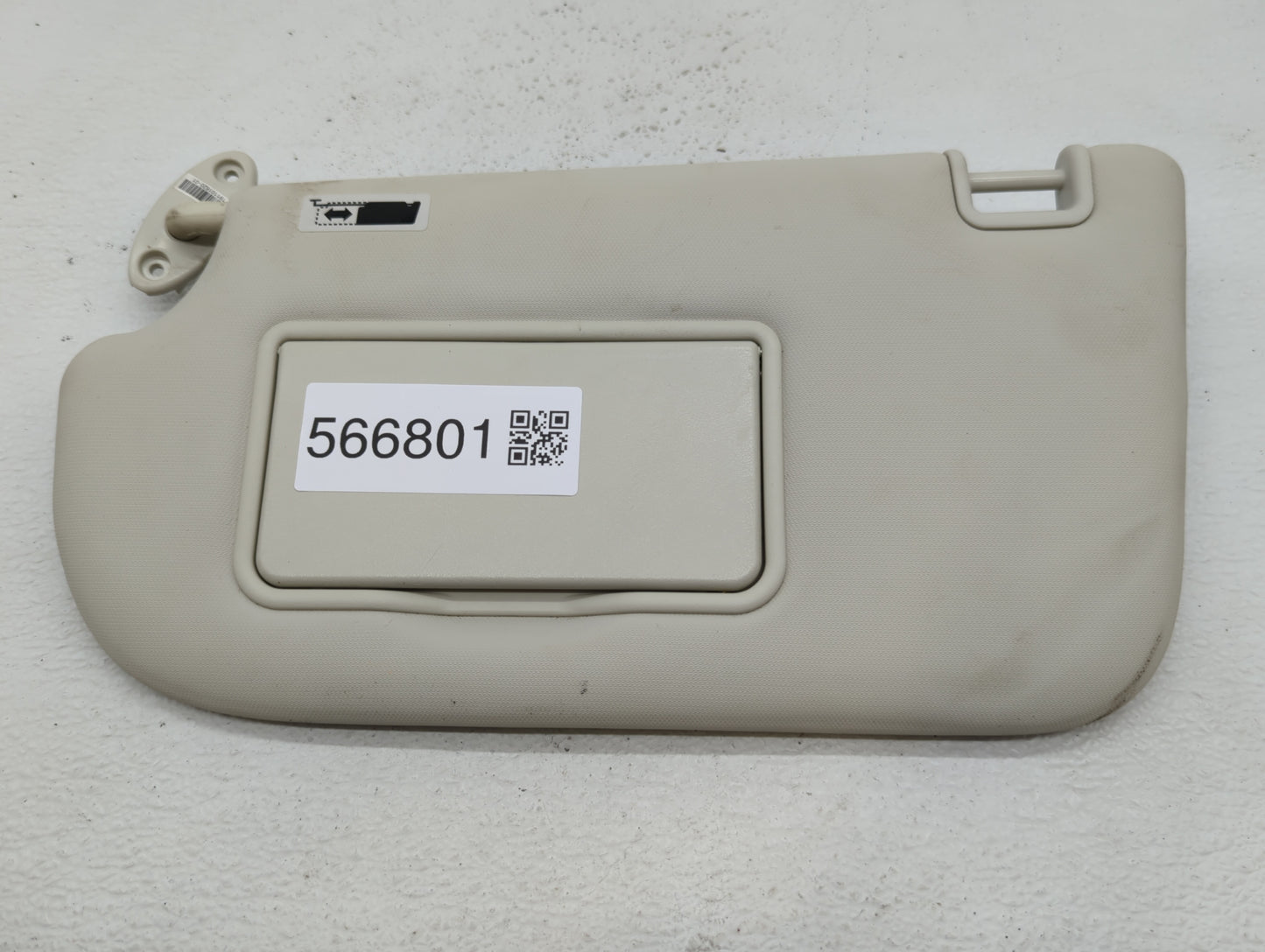 2013-2018 Ford Focus Sun Visor Shade Replacement Passenger Right Mirror Fits Fits 2013 2014 2015 2016 2017 2018 OEM Used Aut