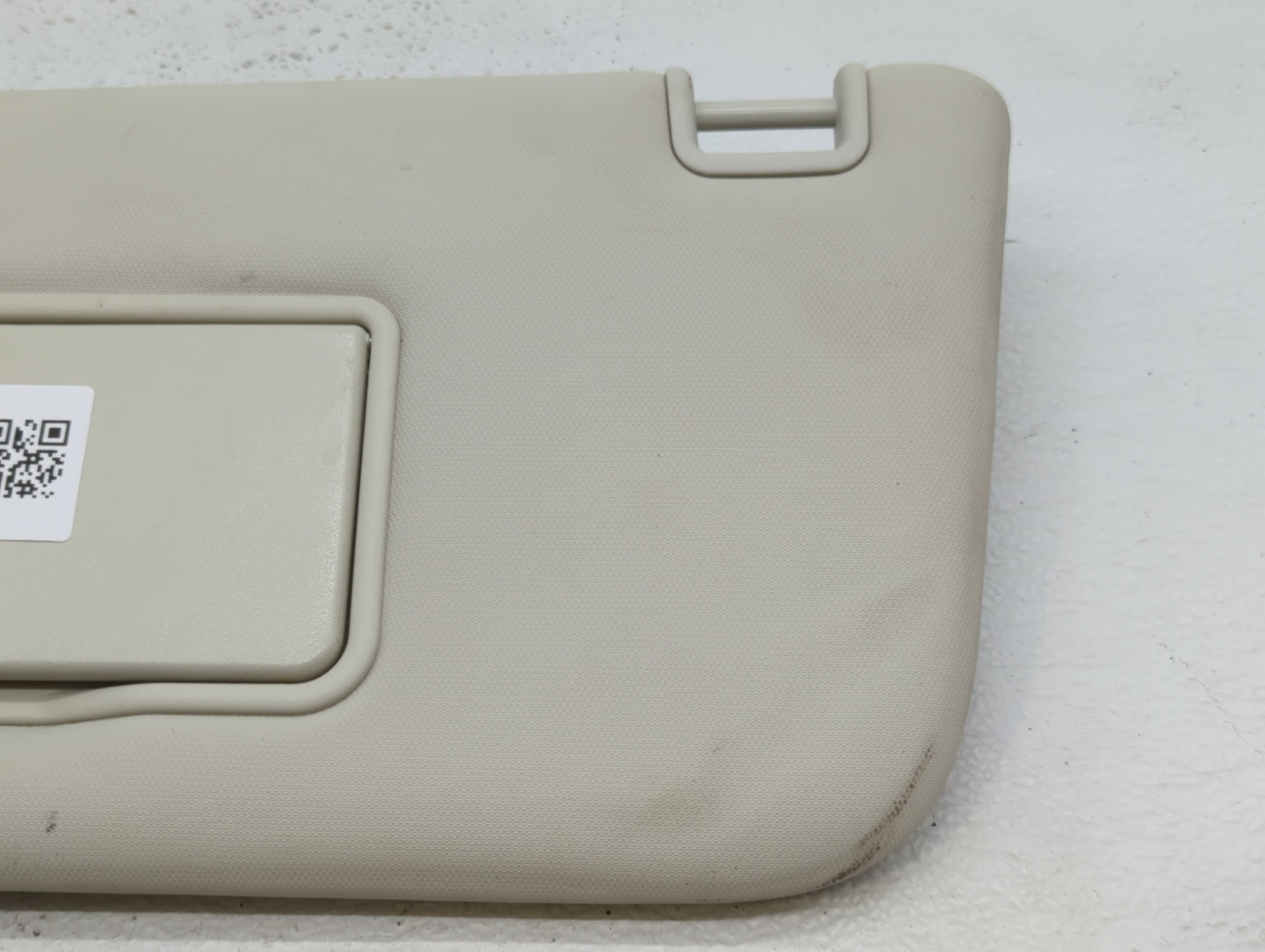 2013-2018 Ford Focus Sun Visor Shade Replacement Passenger Right Mirror Fits Fits 2013 2014 2015 2016 2017 2018 OEM Used Aut