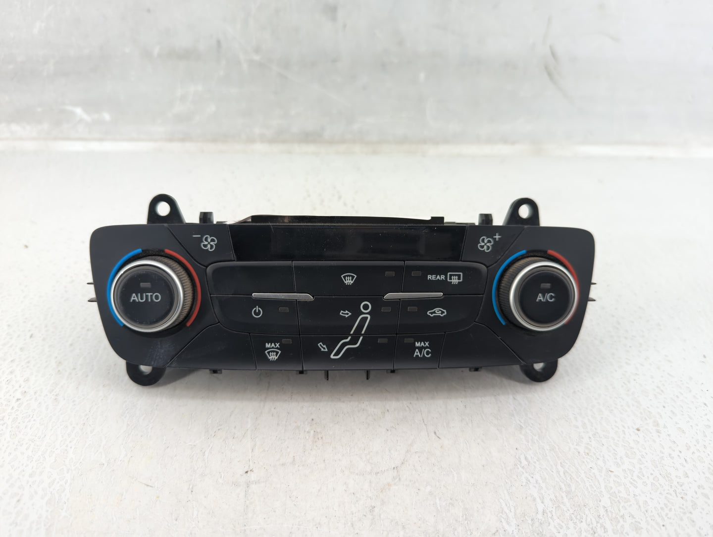 2015-2018 Ford Focus Climate Control Module Temperature AC/Heater Replacement P/N:F1ET-18C612-AJ Fits Fits 2015 2016 2017 20
