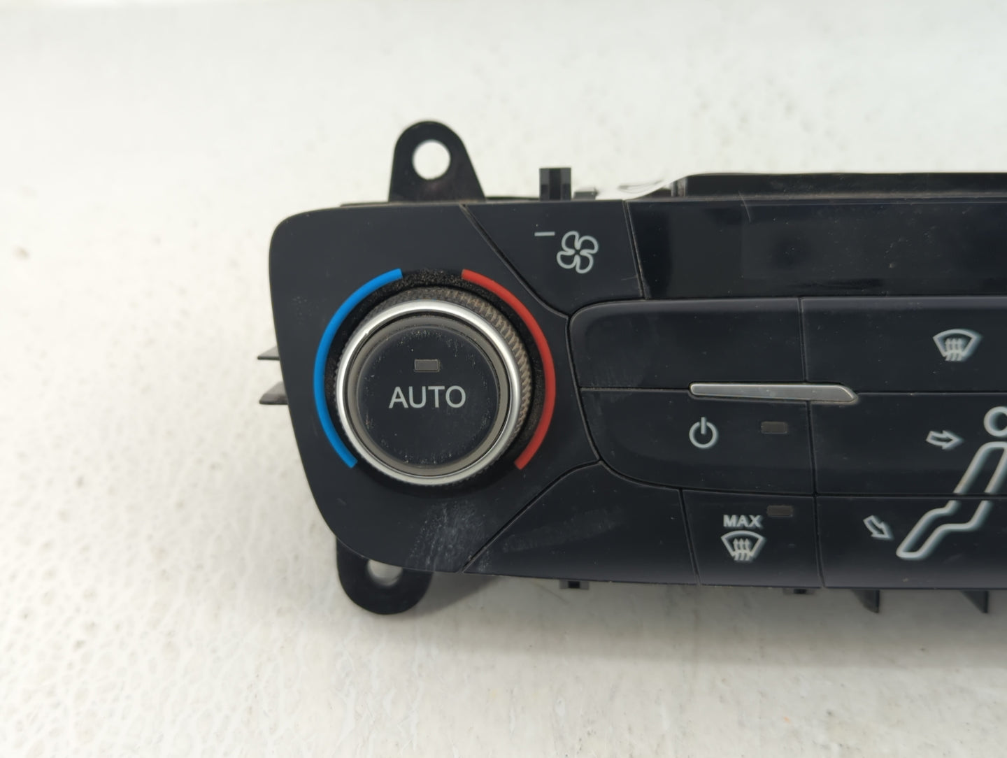 2015-2018 Ford Focus Climate Control Module Temperature AC/Heater Replacement P/N:F1ET-18C612-AJ Fits Fits 2015 2016 2017 20