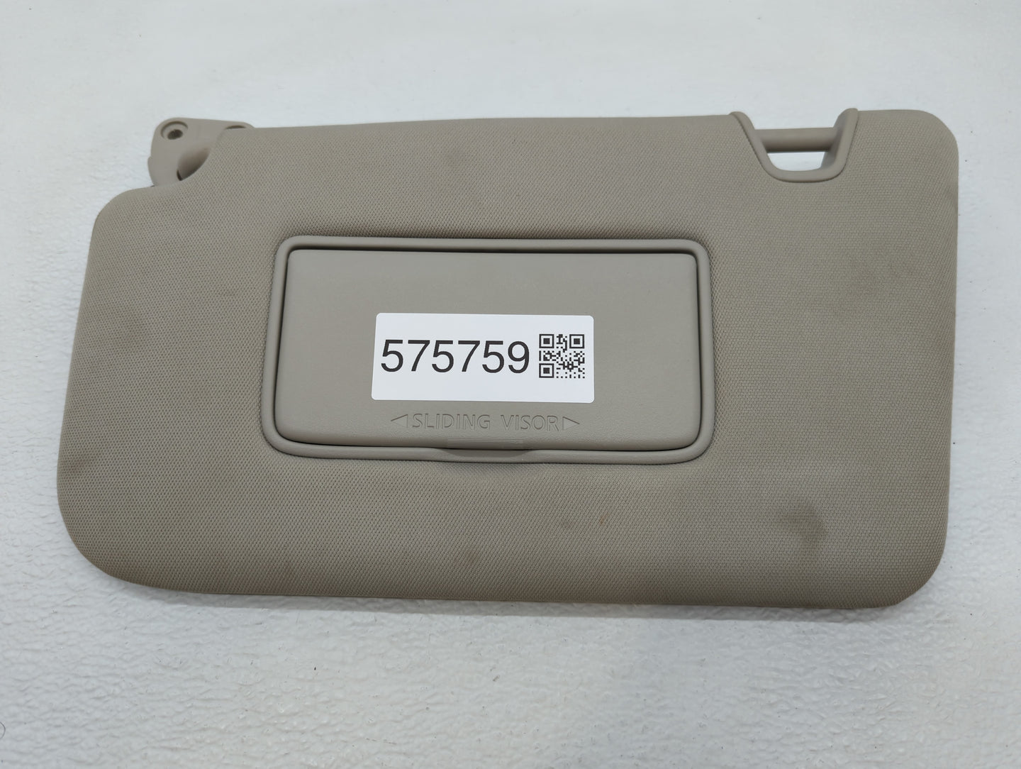 2013-2018 Ford Focus Sun Visor Shade Replacement Driver Left Mirror Fits Fits 2013 2014 2015 2016 2017 2018 OEM Used Auto Pa