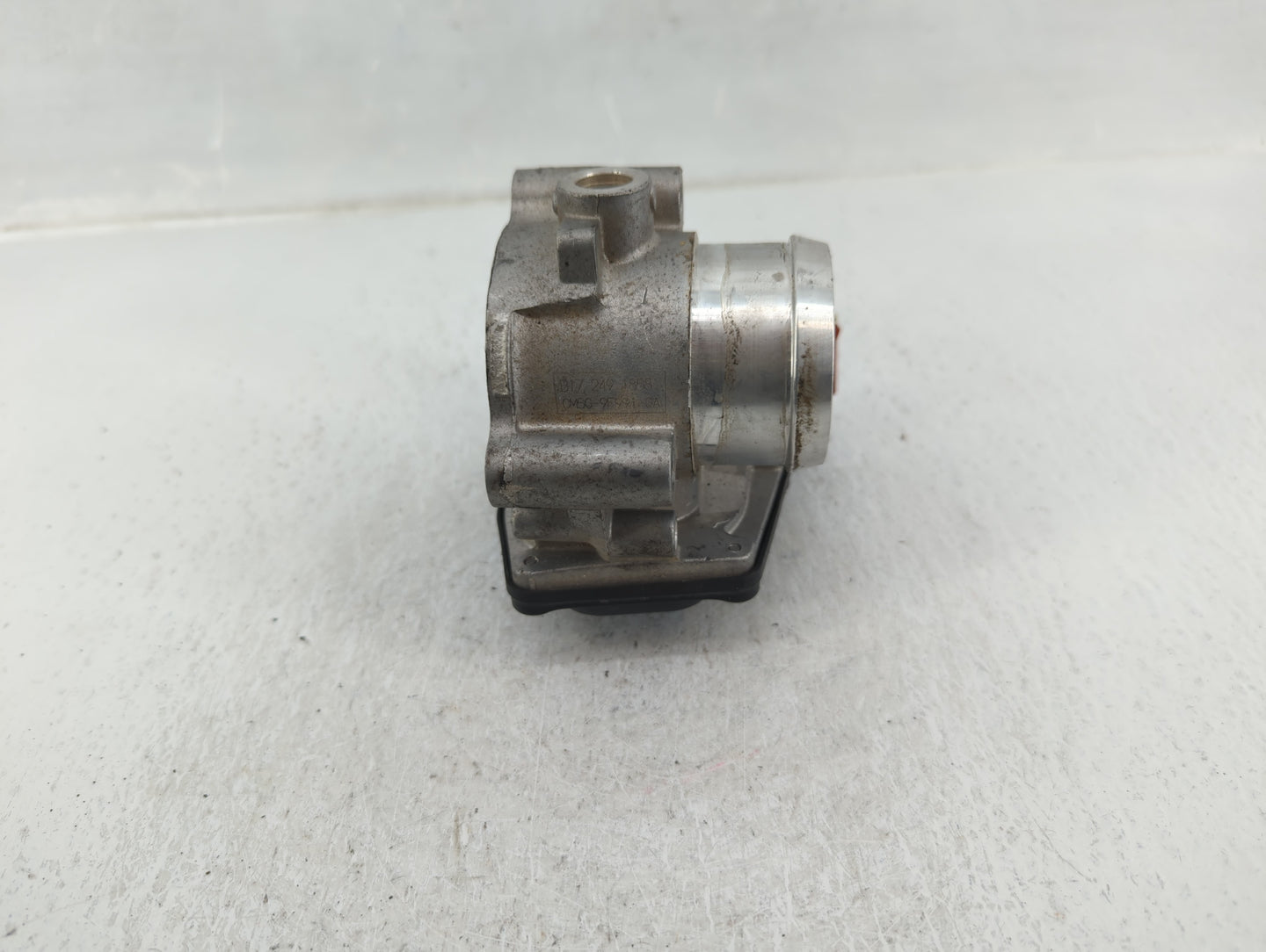 2015-2018 Ford Focus Throttle Body P/N:CM5G-9F991-GA B17 249 1858 Fits Fits 2014 2015 2016 2017 2018 OEM Used Auto Parts - O