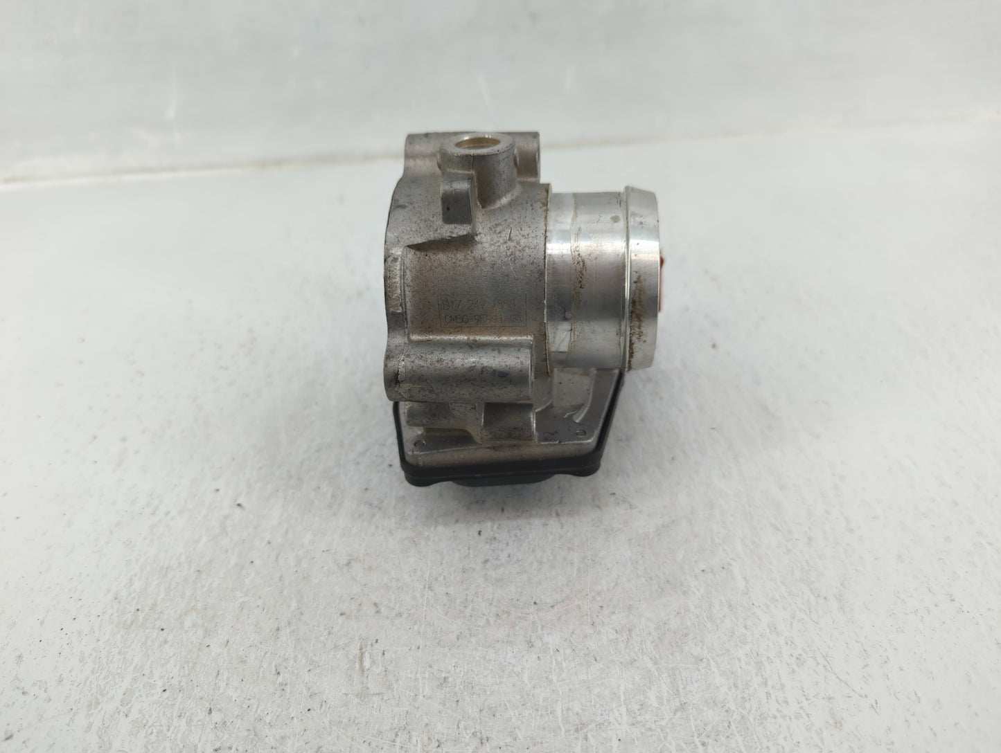 2015-2018 Ford Focus Throttle Body P/N:CM5G-9F991-GA B17 249 1858 Fits Fits 2014 2015 2016 2017 2018 OEM Used Auto Parts - O