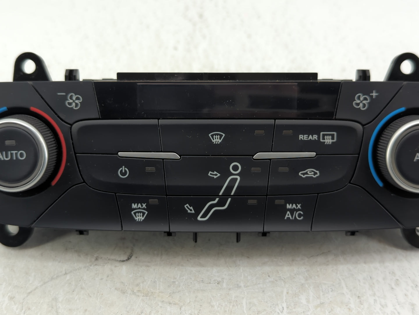 2015-2018 Ford Focus Climate Control Module Temperature AC/Heater Replacement P/N:F1ET-18C612-AJ Fits Fits 2015 2016 2017 20