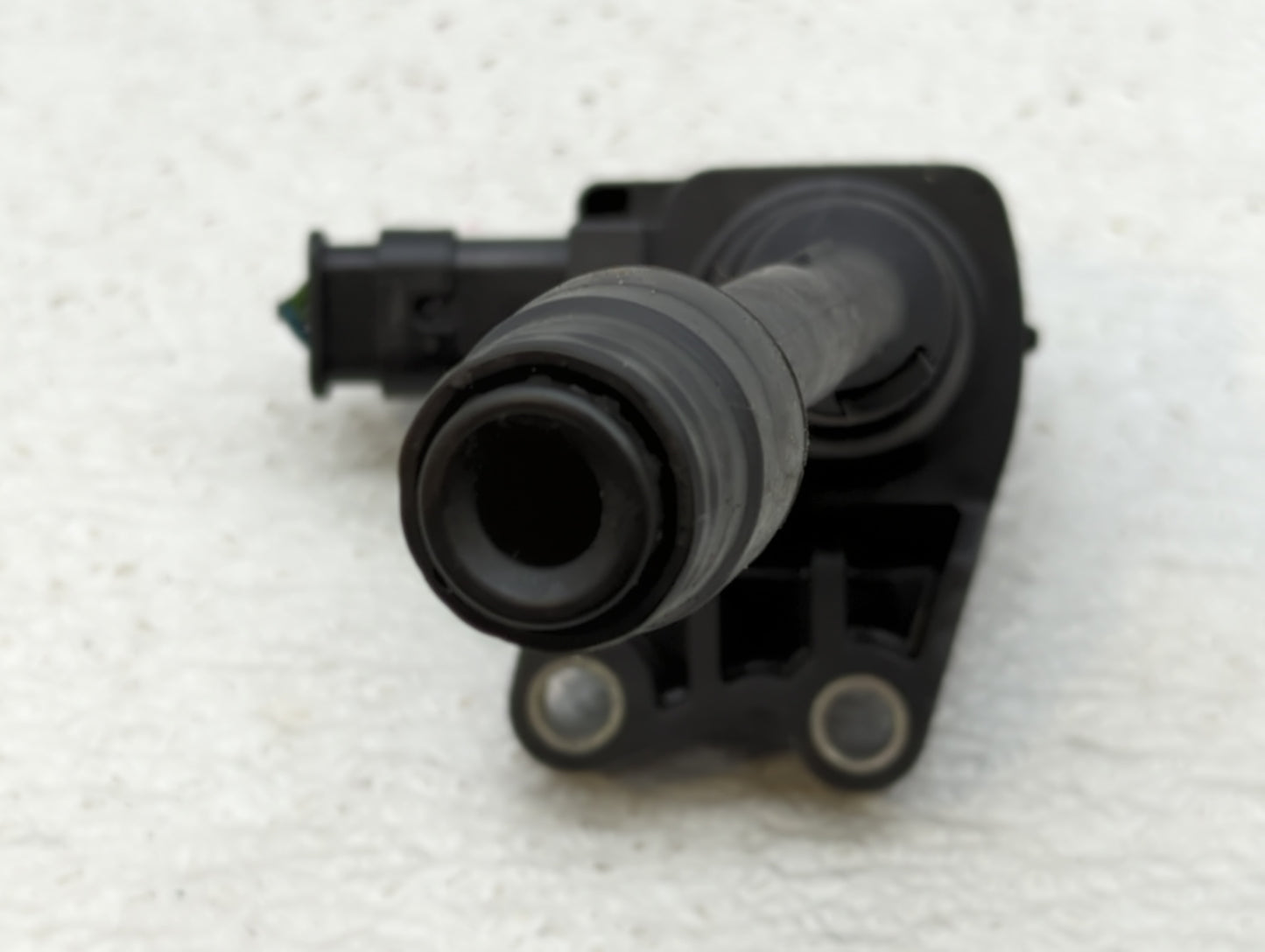2015-2018 Ford Focus Ignition Coil Igniter Pack - Oemusedautoparts1.com