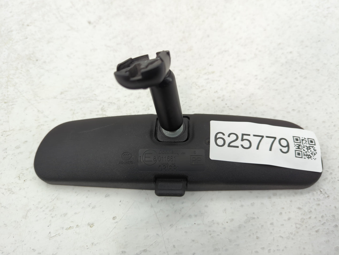 2010-2018 Ford Focus Interior Rear View Mirror Replacement OEM P/N:E8011681 Fits OEM Used Auto Parts - Oemusedautoparts1.com