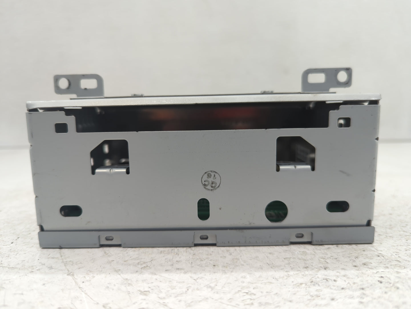2017-2018 Ford Focus Radio AM FM Cd Player Receiver Replacement P/N:JM5T-18D818-BA Fits Fits 2017 2018 OEM Used Auto Parts -