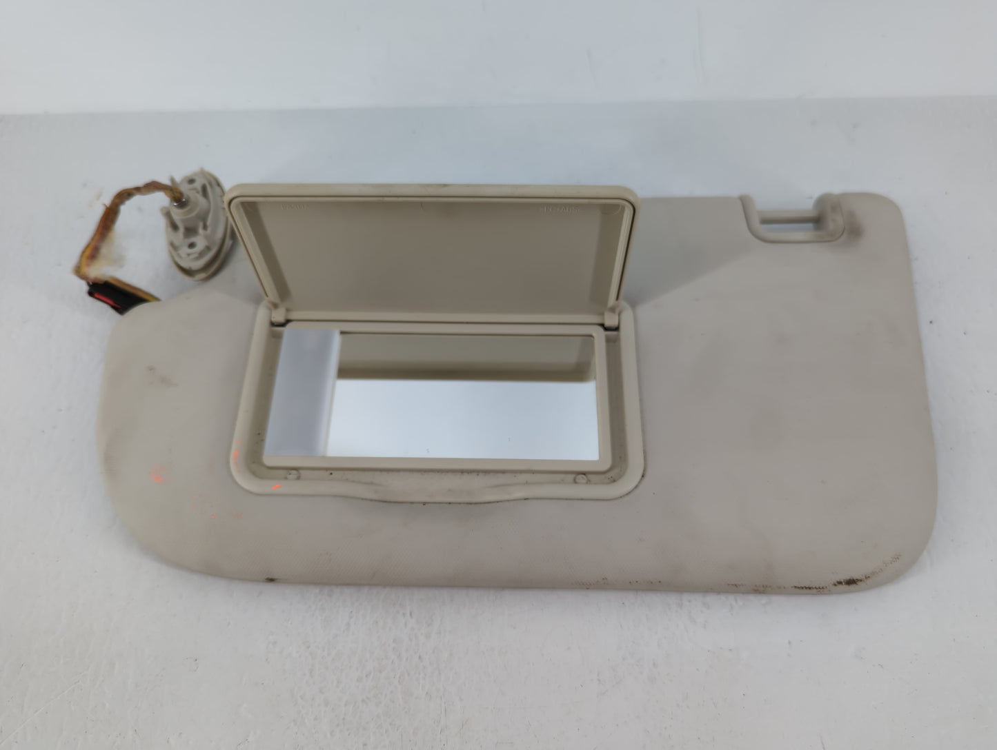 2013-2018 Ford Focus Sun Visor Shade Replacement Driver Left Mirror Fits Fits 2013 2014 2015 2016 2017 2018 OEM Used Auto Pa