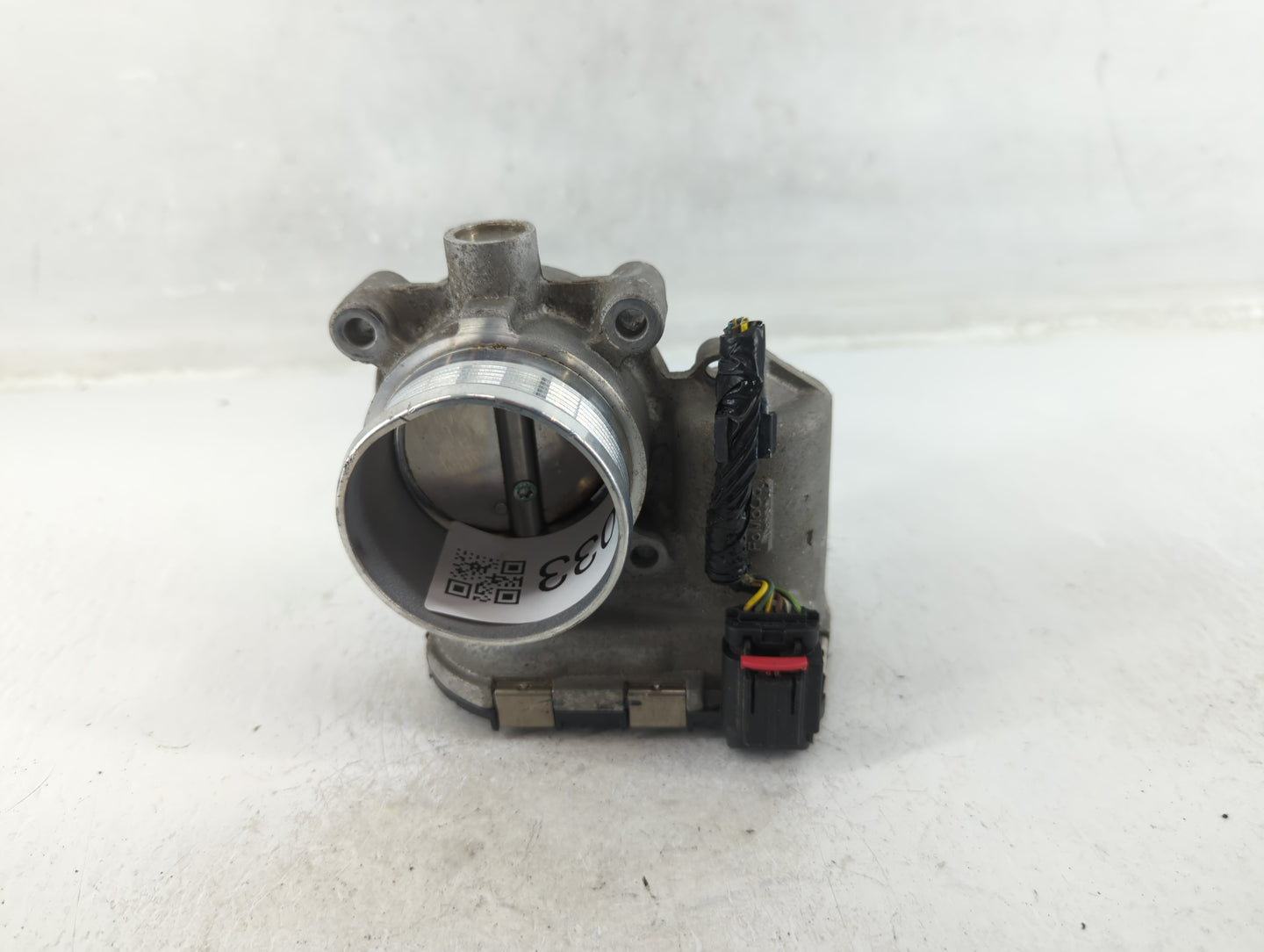 2014-2018 Ford Focus Throttle Body P/N:DS7E-9F991-BB Fits Fits 2014 2015 2016 2017 2018 2019 2020 2021 2022 OEM Used Auto Pa