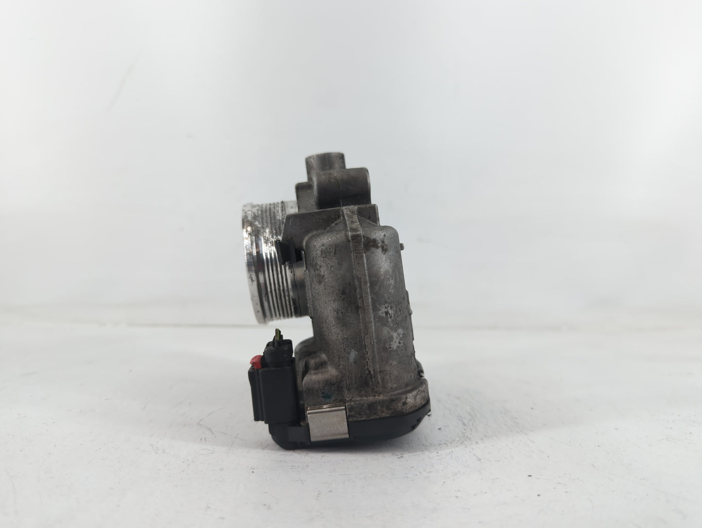 2014-2018 Ford Focus Throttle Body P/N:DS7E-9F991-BB Fits Fits 2014 2015 2016 2017 2018 2019 2020 2021 2022 OEM Used Auto Pa