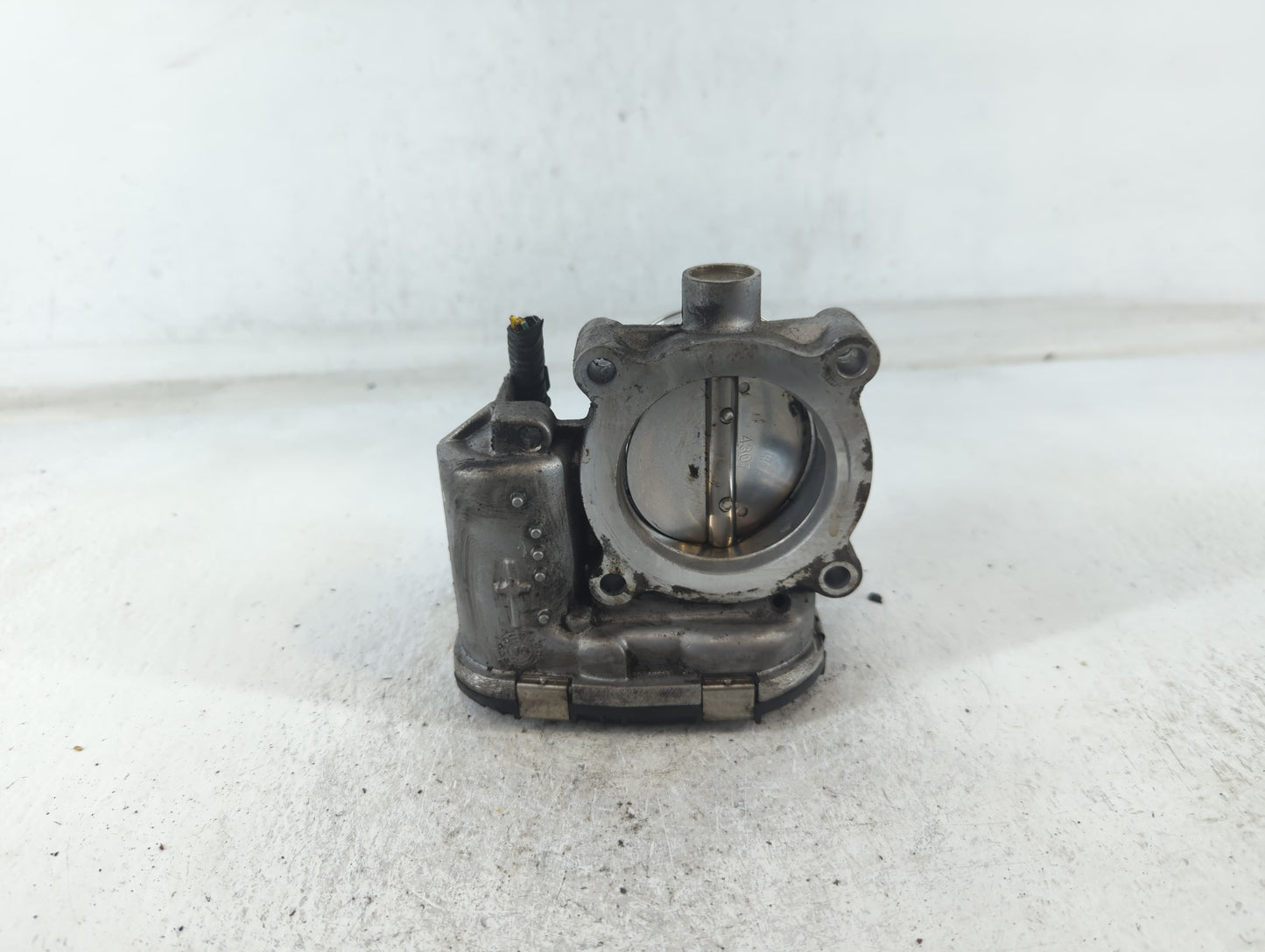 2014-2018 Ford Focus Throttle Body P/N:DS7E-9F991-BB Fits Fits 2014 2015 2016 2017 2018 2019 2020 2021 2022 OEM Used Auto Pa