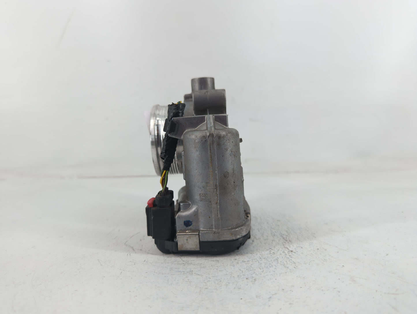 2014-2018 Ford Focus Throttle Body P/N:DS7E-9F991-BB Fits Fits 2014 2015 2016 2017 2018 2019 2020 2021 2022 OEM Used Auto Pa