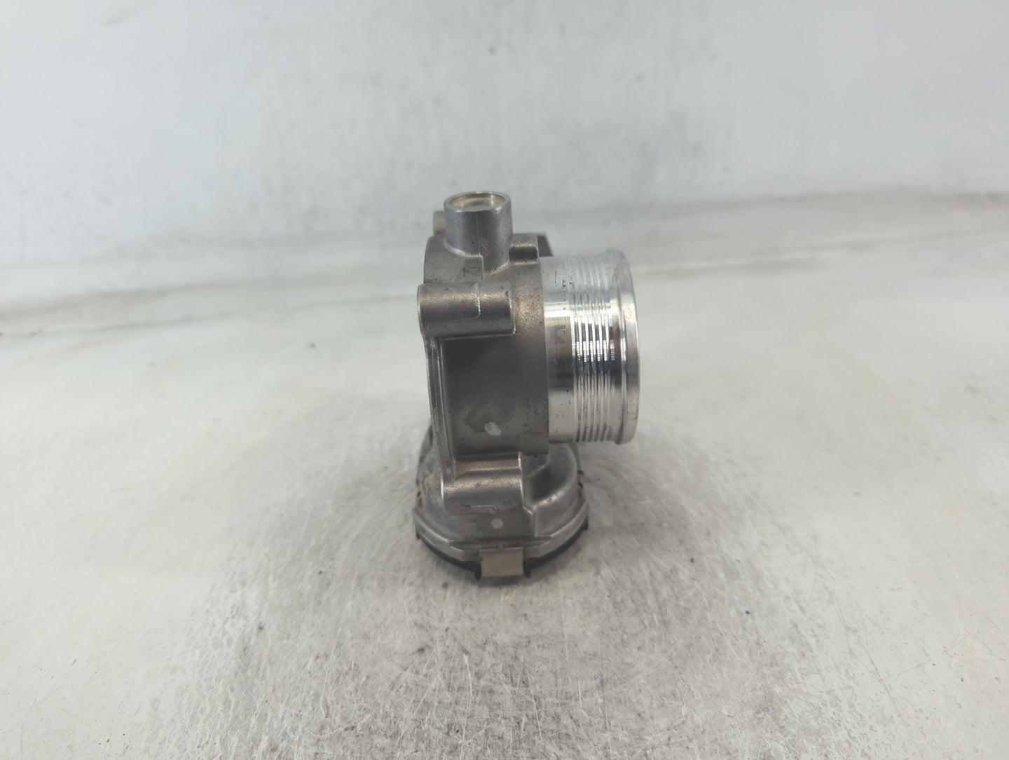 2014-2018 Ford Focus Throttle Body P/N:DS7E-9F991-BB Fits Fits 2014 2015 2016 2017 2018 2019 2020 2021 2022 OEM Used Auto Pa
