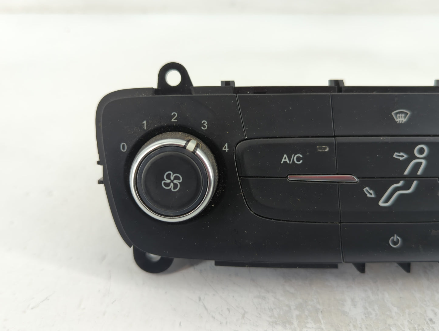 2015-2018 Ford Focus Climate Control Module Temperature AC/Heater Replacement P/N:F1ET-19980-JJ Fits Fits 2015 2016 2017 201