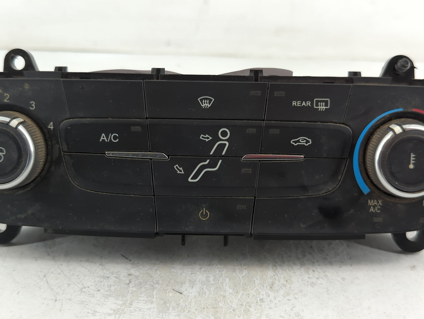 2015-2018 Ford Focus Climate Control Module Temperature AC/Heater Replacement P/N:F1ET-19980-JJ Fits Fits 2015 2016 2017 201