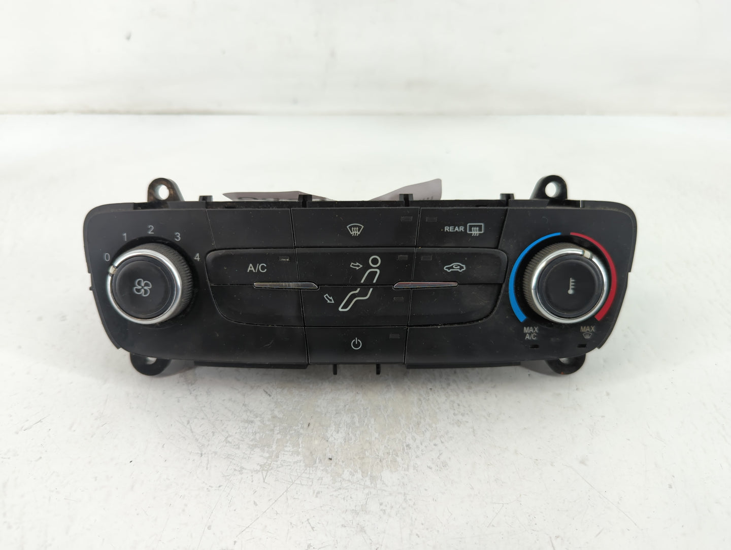 2015-2018 Ford Focus Climate Control Module Temperature AC/Heater Replacement P/N:F1ET-19980-JJ Fits Fits 2015 2016 2017 201