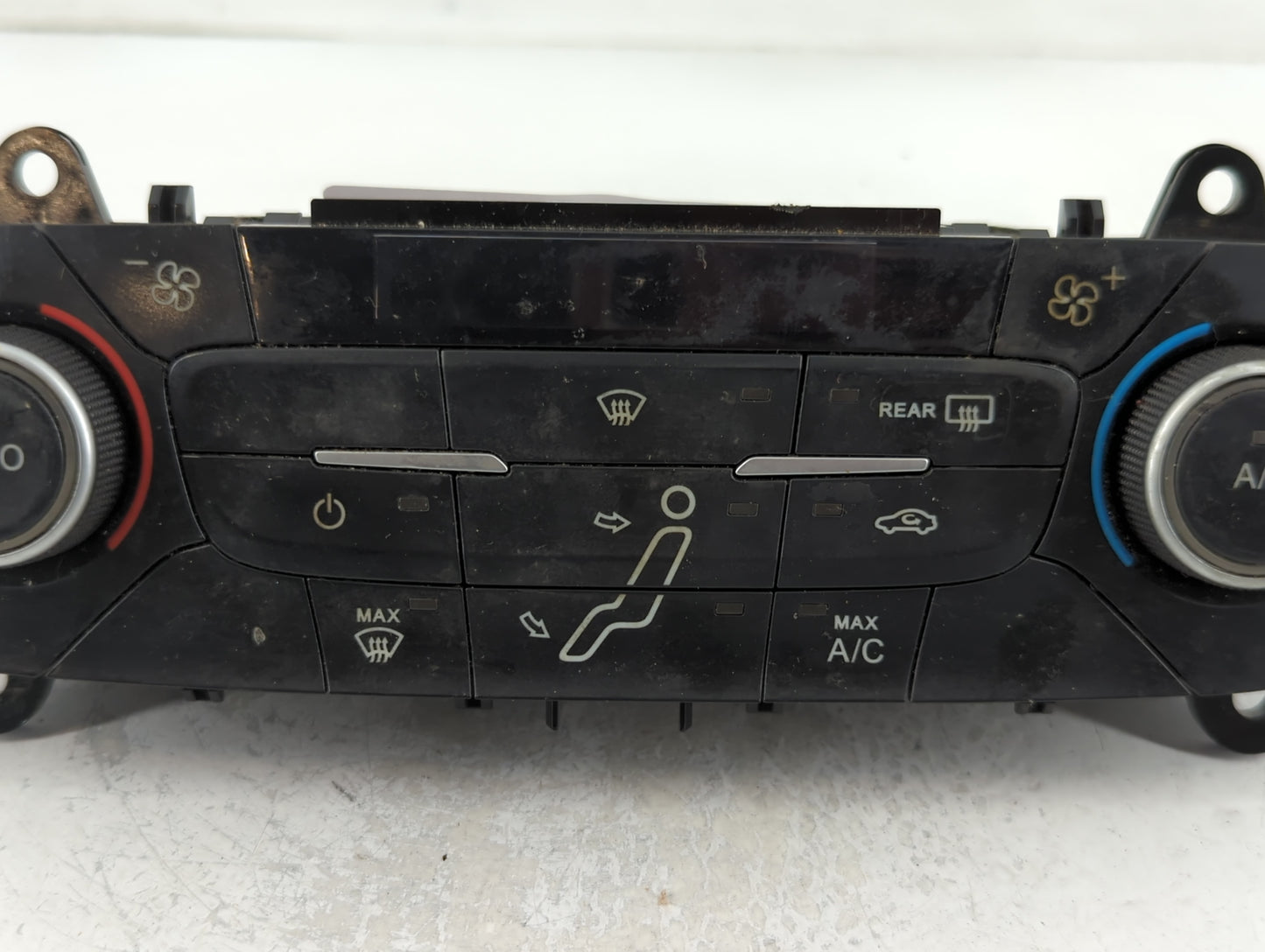 2015-2018 Ford Focus Climate Control Module Temperature AC/Heater Replacement P/N:F1ET-18C612-AJ Fits Fits 2015 2016 2017 20