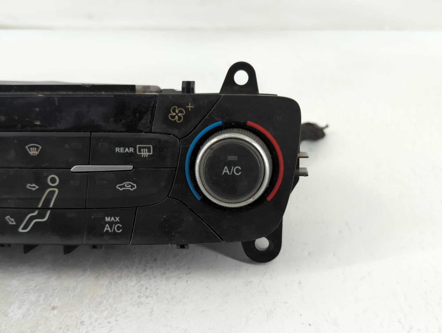 2015-2018 Ford Focus Climate Control Module Temperature AC/Heater Replacement P/N:F1ET-18C612-AJ Fits Fits 2015 2016 2017 20