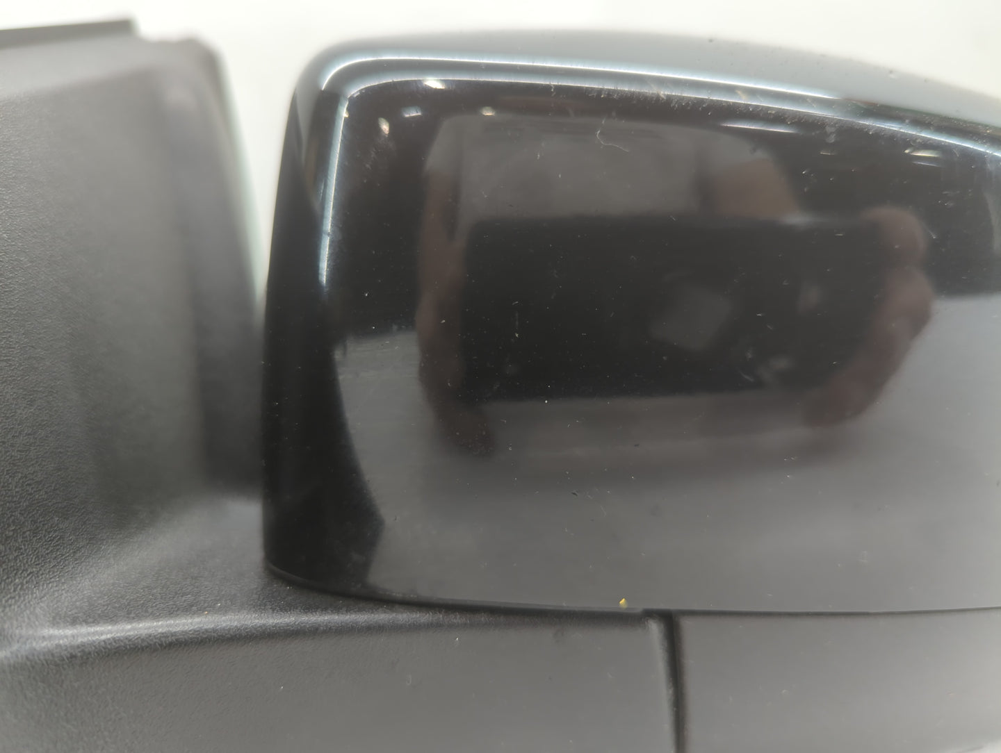 2018 Ford Focus Driver Side View Mirror - Left Door Mirror OEM Used - Oemusedautoparts1.com
