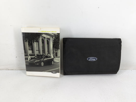 2018 Ford Focus Owners Manual Book Guide P/N:JM5J19A321AA OEM Used Auto Parts - Oemusedautoparts1.com