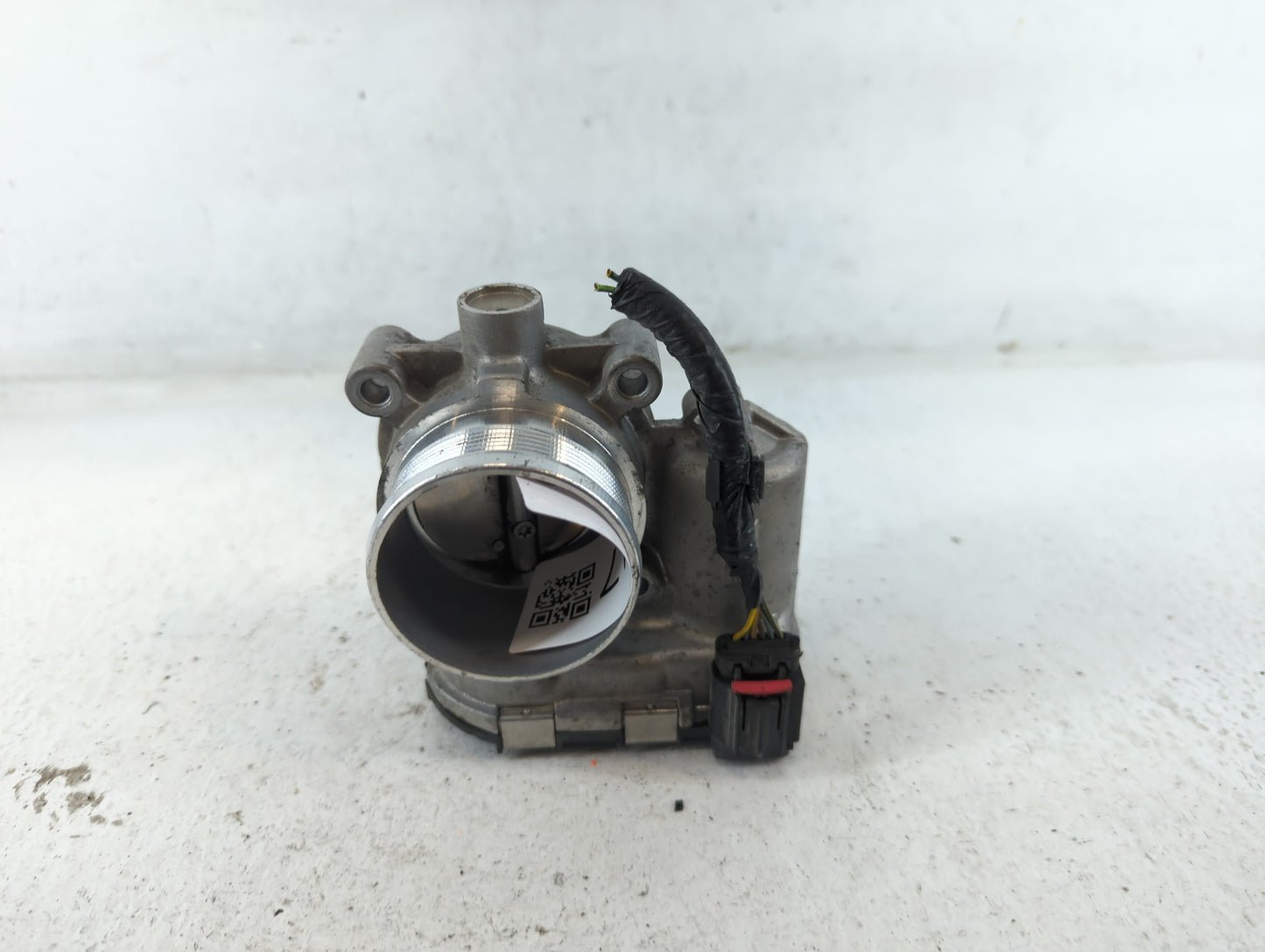 2014-2018 Ford Focus Throttle Body P/N:DS7E-9F991-BB Fits Fits 2014 2015 2016 2017 2018 2019 2020 2021 2022 OEM Used Auto Pa