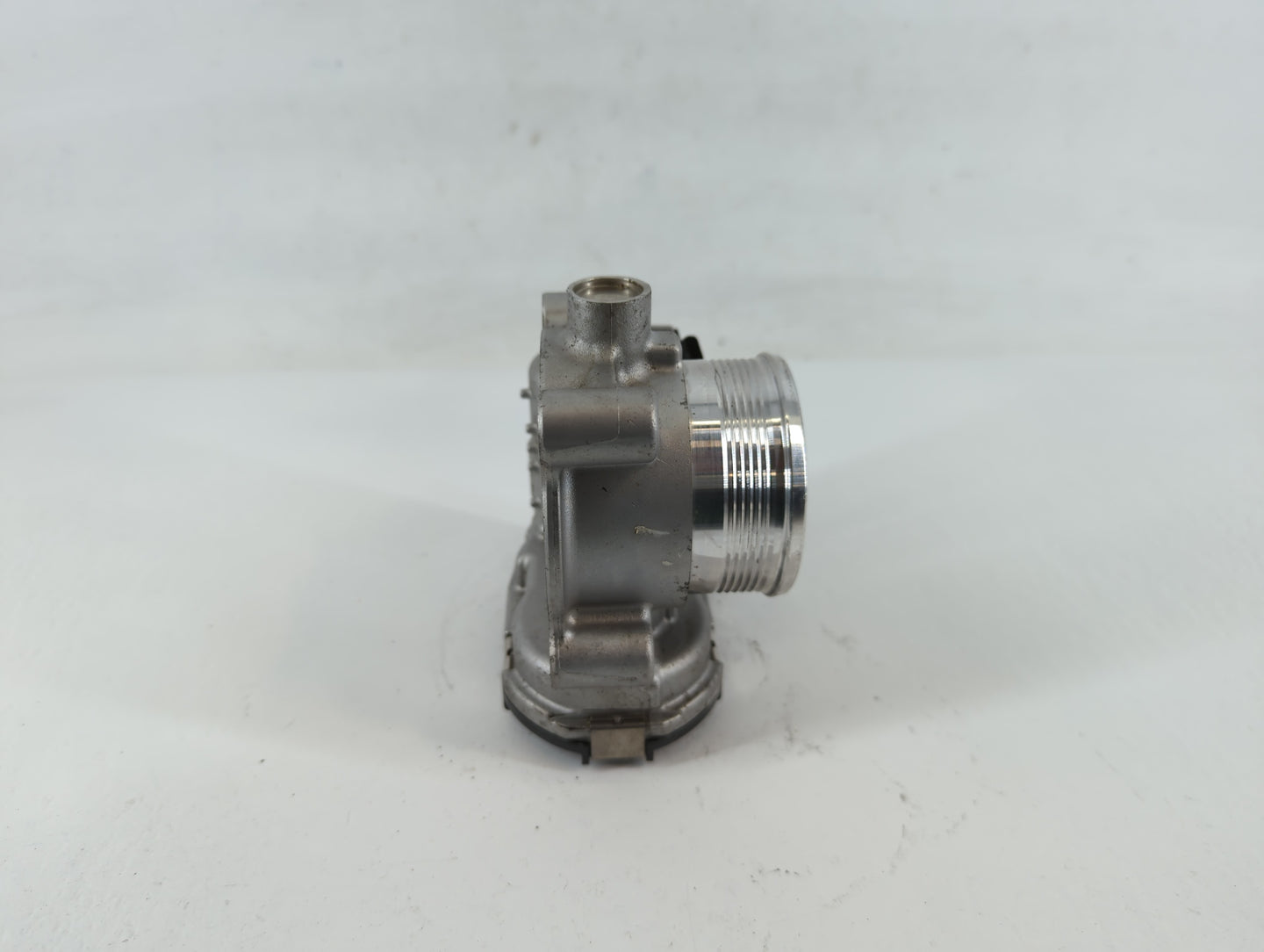2014-2018 Ford Focus Throttle Body P/N:DS7E-9F991-BB Fits Fits 2014 2015 2016 2017 2018 2019 2020 2021 2022 OEM Used Auto Pa
