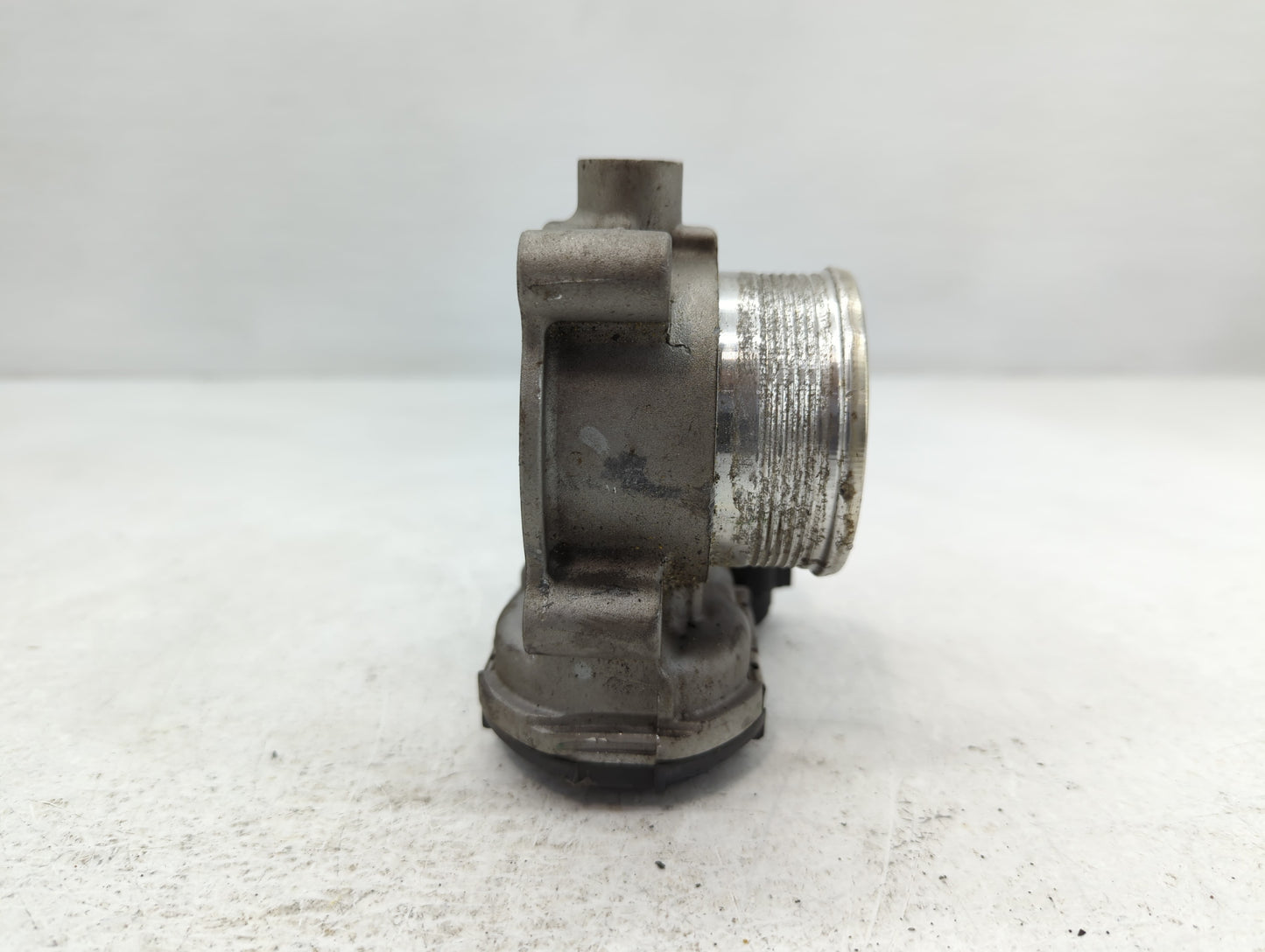 2014-2018 Ford Focus Throttle Body P/N:0280750576 DS7E-9F991-BB Fits Fits 2014 2015 2016 2017 2018 2019 2020 2021 2022 OEM U